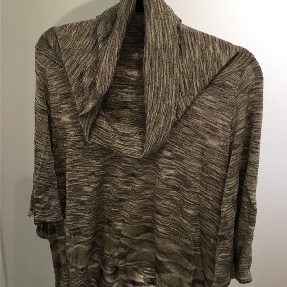 INC International Concepts Sweaters - Gold metallic women’s hi/lo sweater
